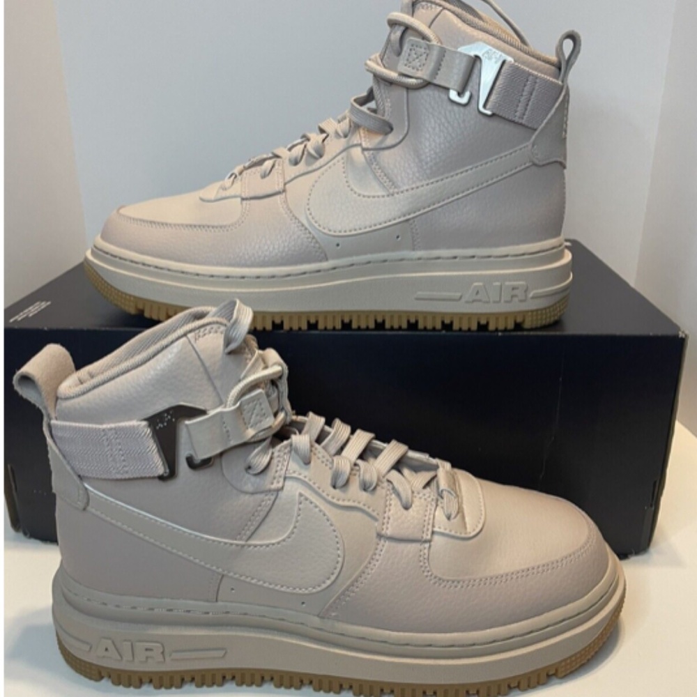 Nike Air Force 1 High Utility 2.0 Women Boot DC3584 200 Size 10
